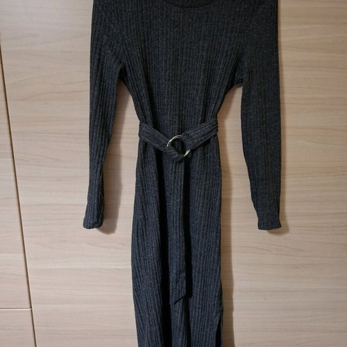 Primark gray long dress like new, size Large/40 with small tear