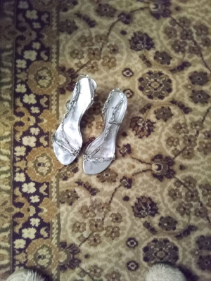 Silver sandals like new with intricate design and satin ribbon size 40