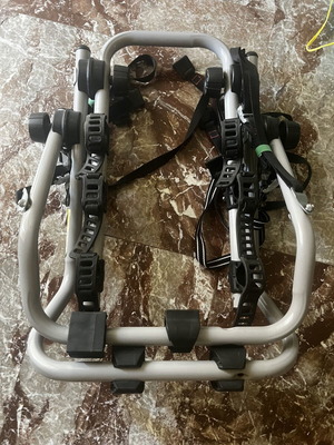 Car trunk rack for 3 bicycles, like new, up to 45kg