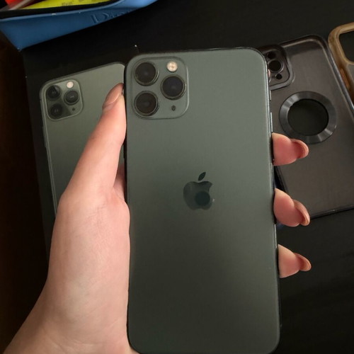 iPhone 11 Pro 256GB like new, midnight green
