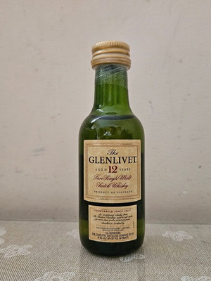 Glenlivet 12yo whisky miniature new, sealed 50ml