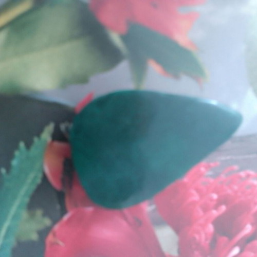 Malachite Oval Tear Mineral Stone New, Suitable for Jewelry