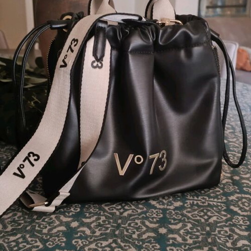 V°73 crossbody bag like new, black