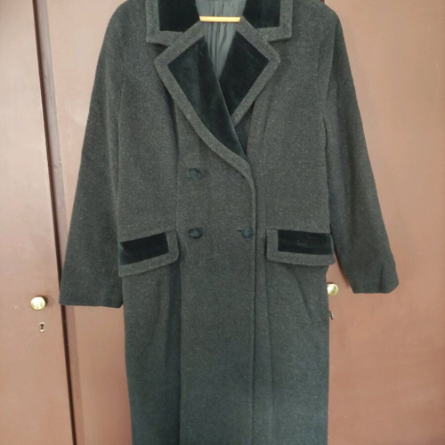 Παλτό κλασικό γυναικείο Max Mara σαν καινούργιο, σκούρο γκρι με μαύρο βελούδο