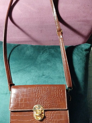 Shoulder bag croco type brown leatherette like new