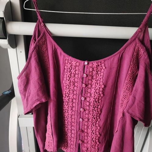 Attrattivo purple camisole top new, size M