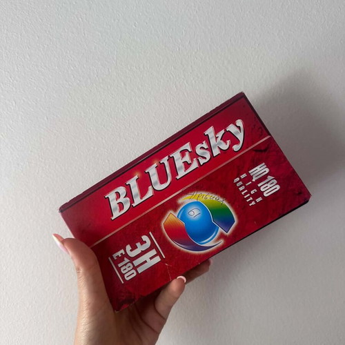 Blue Sky 3H E 180 video cassettes like new