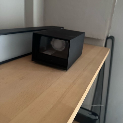 Smart ceiling lights like new, pack of 4 with free outdoor camera