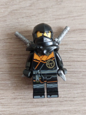 LEGO Ninjago Cole from Dragons Rising Season 1 like new