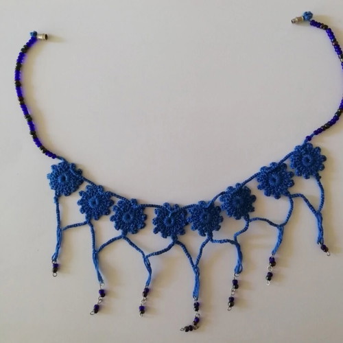 Boho-ethnic necklace like new, blue