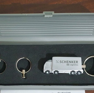 Μπρελόκ φορτηγό DB Schenker με LED φως (σε κασετίνα, με οδηγίες)