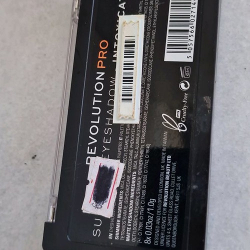 Revolution eyeshadow palette used, warm colors