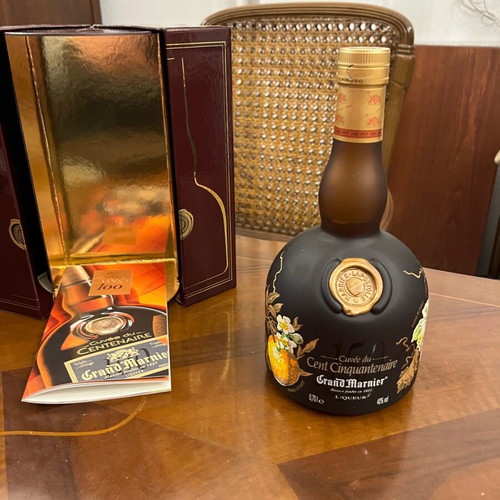 Grand Marnier liqueur 150 years sealed in Galle-style bottle new