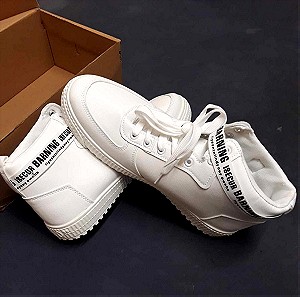 sneakers μποτακια λευκα
