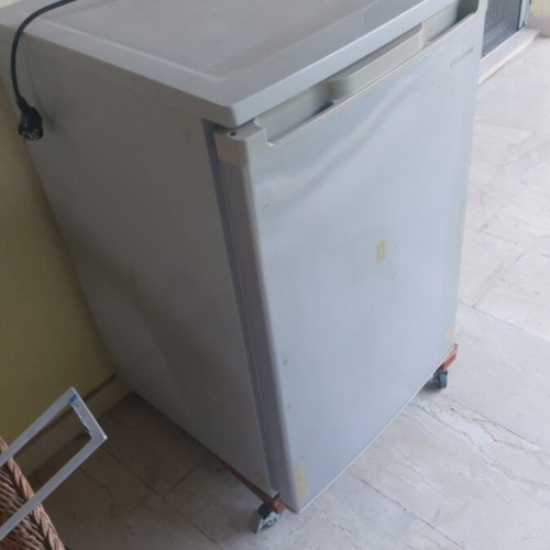 Inventor INVMVF86A2 Upright Freezer 86L like new, silver