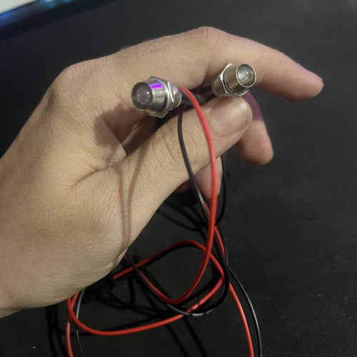 RC lights with 3-pin connector