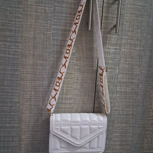 Shoulder or crossbody bag white used