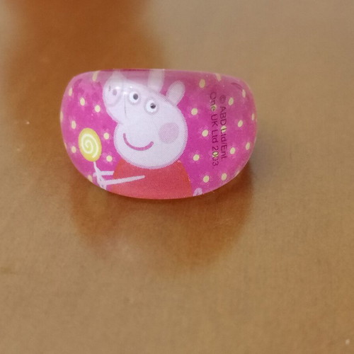 Peppa Pig figure with 3 children's rings like new