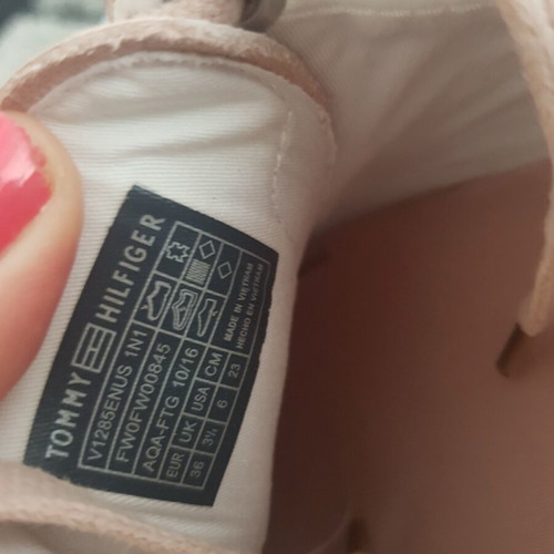 Tommy Hilfiger women's sports shoes like new, size 36, pink