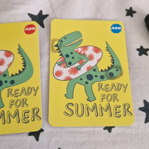 Happy Dinosaurs game like new, find the differences and memo