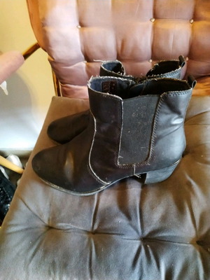 Footloose boots used, black, size 40, genuine leather