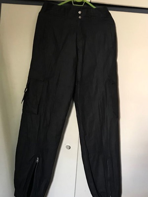 3Guys unisex cargo παντελόνια καινούργια, μεγέθη S και M, μαύρα και λευκά