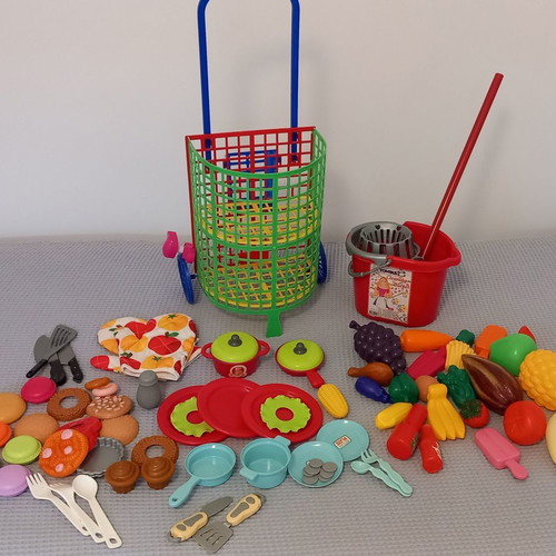 Market cart, mop and cooking utensils used