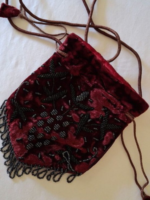 Evening crossbody velvet bag with black bead embroidery, burgundy