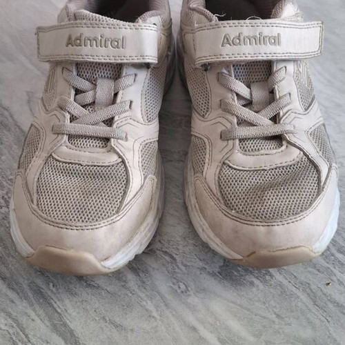 Admiral sports shoes used for girls size 34 beige