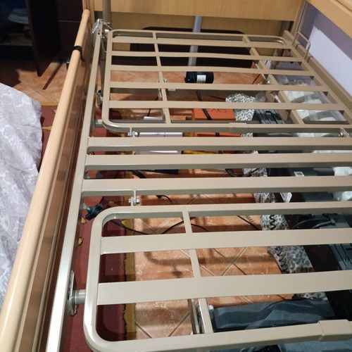 Hospital bed for home care like new, fully functional