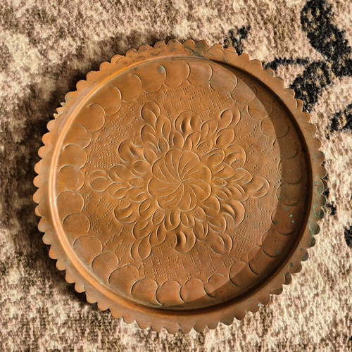 Vintage copper plates used decorative with embossed designs, set of 2