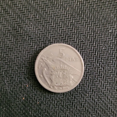 Franko 5 ptas 1957 coin used, Spanish