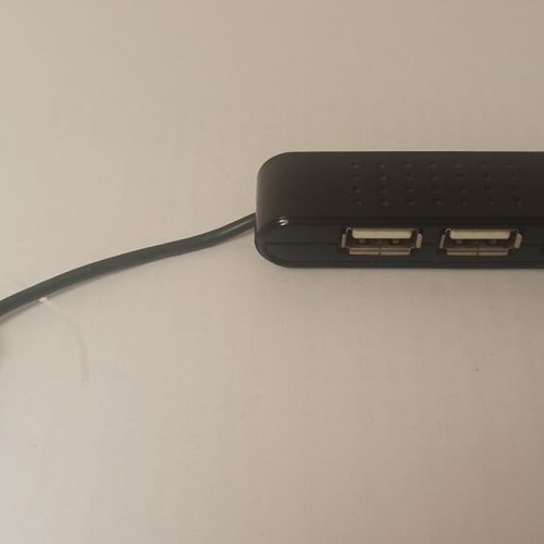 Trust USB hub with 4 ports used