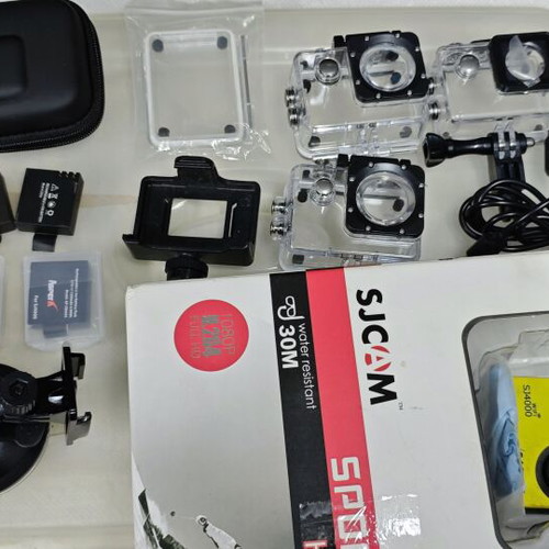 SJCAM SJ4000 Action Camera like new, Full HD 1080p, waterproof case