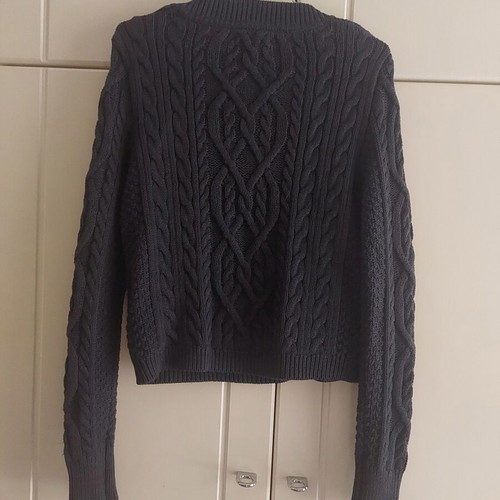 Funky Buddha navy pullover size S like new