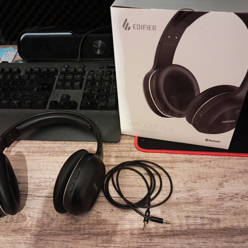 Edifier W800BT headphones like new, hybrid connection