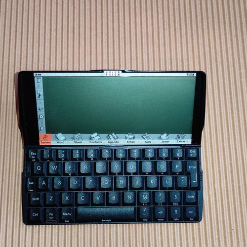 Psion MX5 series PDA like new with stylus and memory card