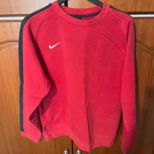 Nike Crewneck sweatshirt like new, red with black stripes, youth XL