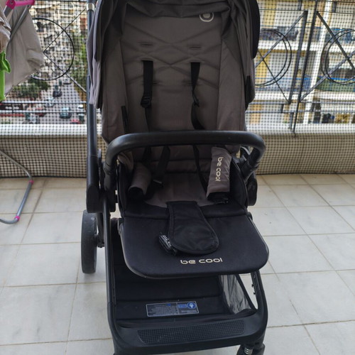 3-in-1 stroller like new, folds like a book, reversible