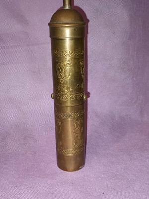 Μύλος πιπεριού μπρούτζινος vintage σαν καινούργιος με περίτεχνα σχέδια