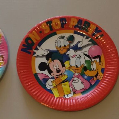 Birthday plates used, set of 3 pieces