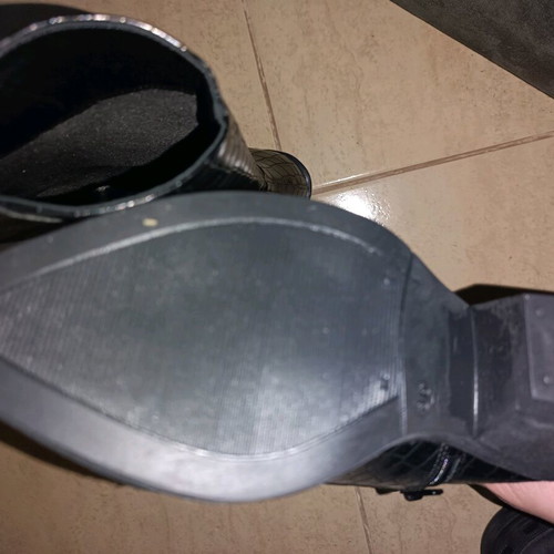 Boots new, black, size 36