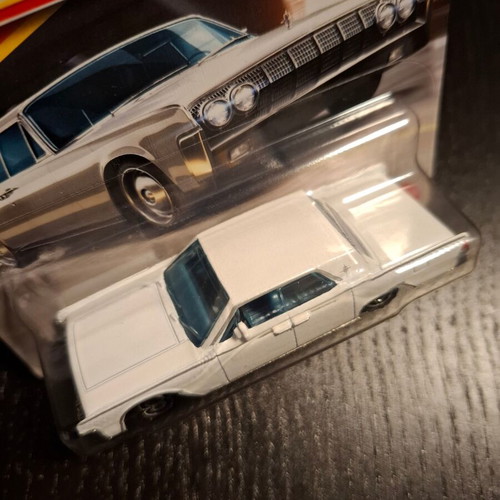1964 Lincoln Continental Matchbox new