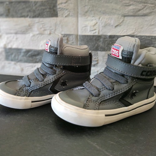 Converse All Star athletic boots used, size 22, gray