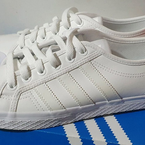 Adidas athletic shoes like new, white, size 40