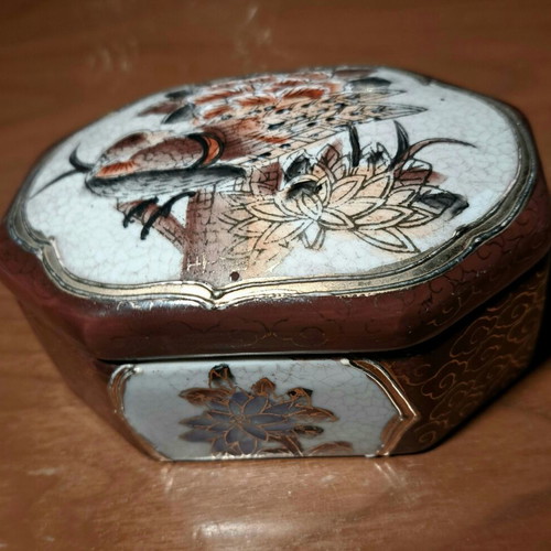 Royal Satsuma porcelain box vintage, hand-painted, used