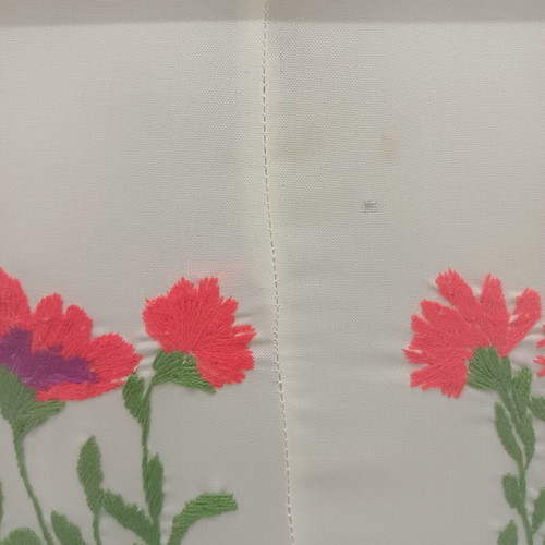 Embroidered painting used, dimensions 50cm x 39.5cm