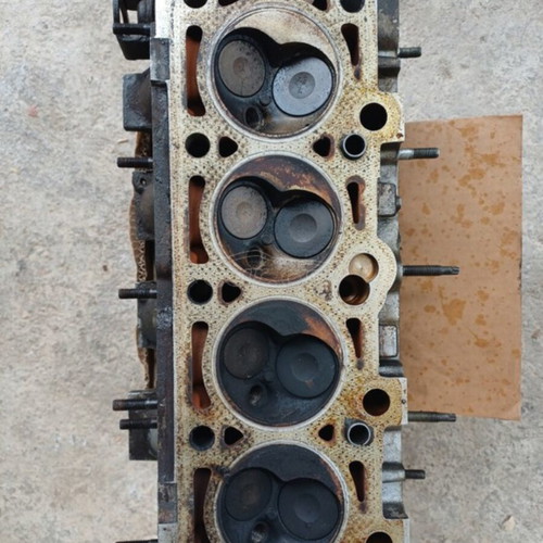 Ford Escort F4B engine cylinder head without camshaft