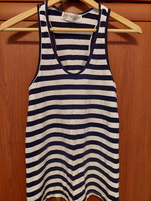 Moutaki T-shirt like new, white and blue, size S