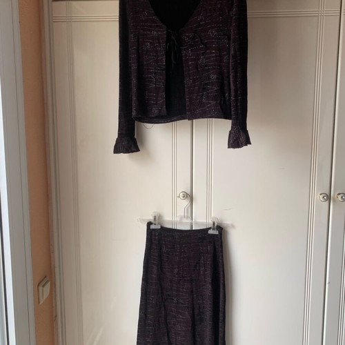 Skirt and jacket set like new, summer purple and black with glitter